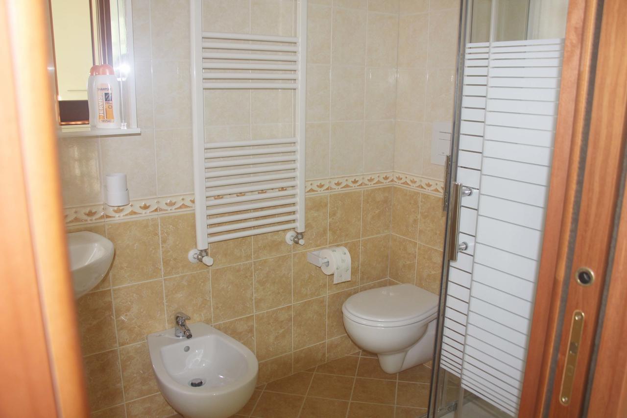 I Due Baroni - Fronte Campus Bed and Breakfast Μπάρι Εξωτερικό φωτογραφία