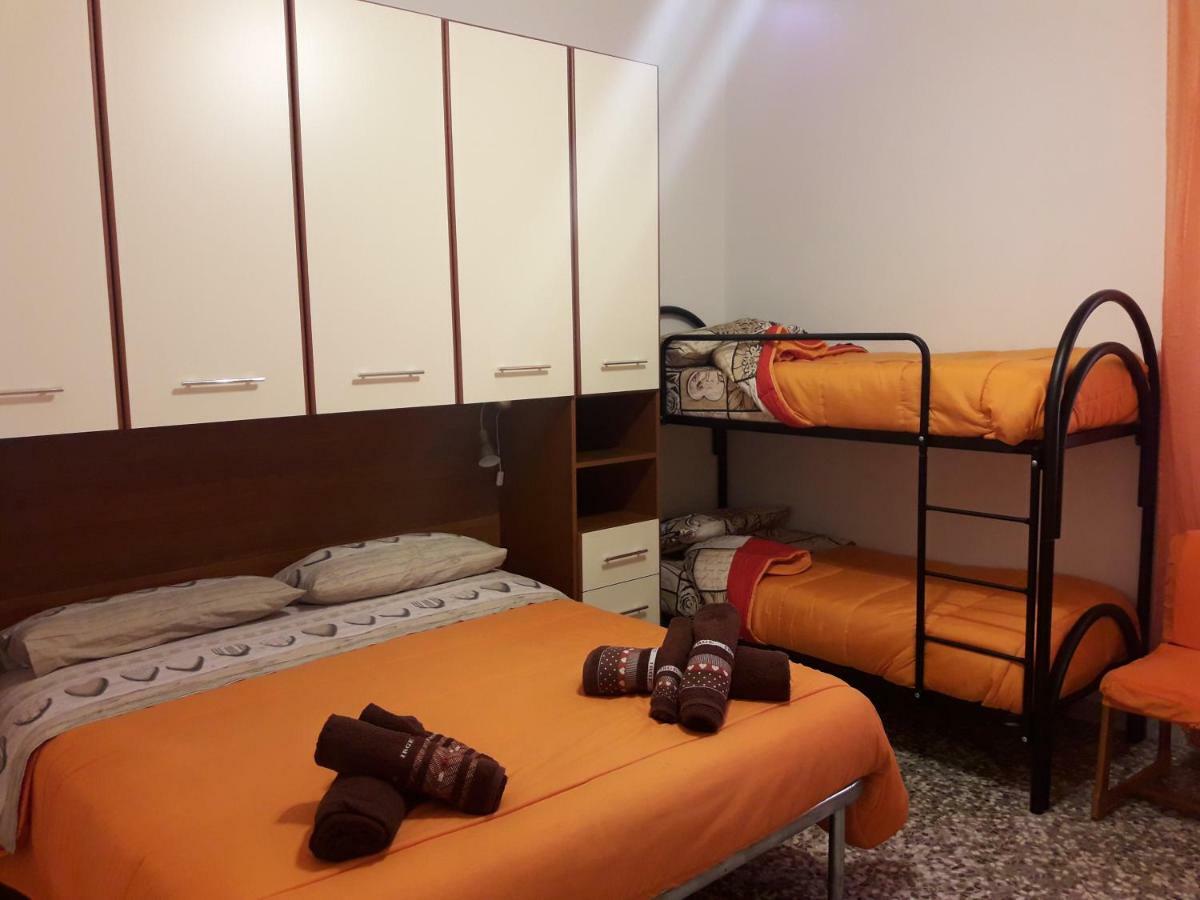 I Due Baroni - Fronte Campus Bed and Breakfast Μπάρι Εξωτερικό φωτογραφία